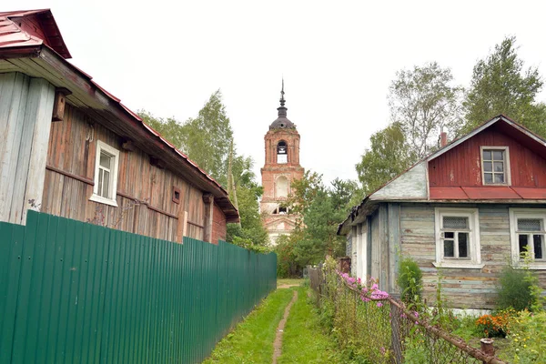 Villaggio Priluki alla periferia di Vologda . — Foto Stock