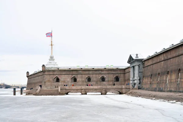 Peter ve paul fortress Kalesi. — Stok fotoğraf