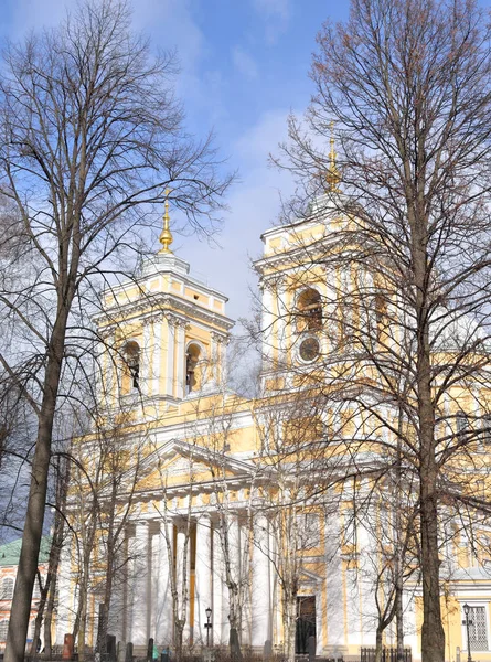 アレクサンドル ネフスキー修道院の三位一体大聖堂. — ストック写真