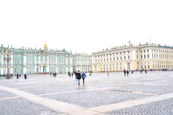Palace Square and The State Hermitage Museum. — Stock Photo, Image