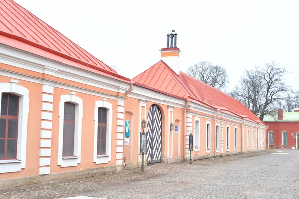 Dům techniky v Petropavlovská pevnost. — Stock fotografie