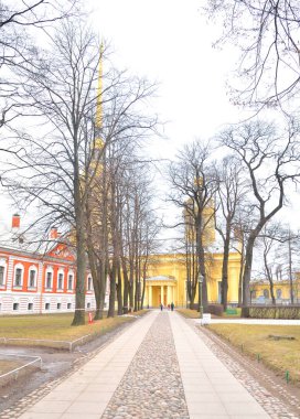 Peter ve Paul Fortress sokakta.