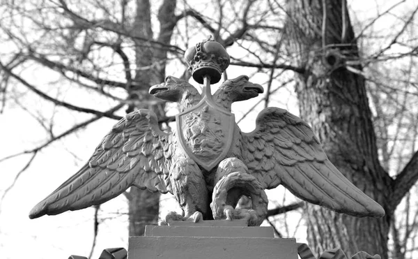 Aigle à deux têtes, Saint-Pétersbourg . — Photo