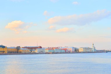 St.Petersburg sarayda Menshikov.