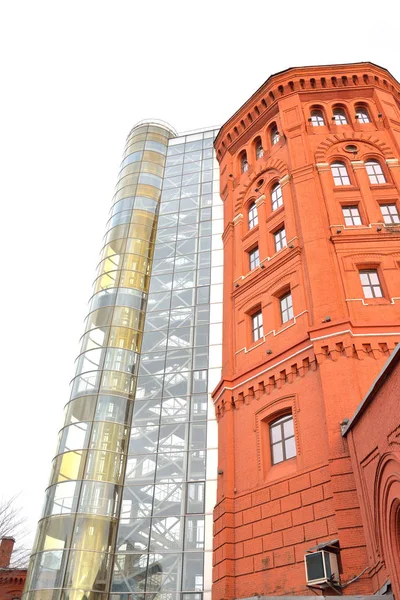 Vodárenská věž v Petrohradu. — Stock fotografie