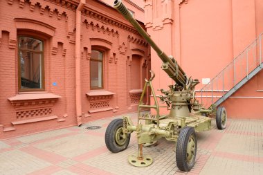 İkinci Dünya Savaşı'nın Sovyet uçaksavar topu.