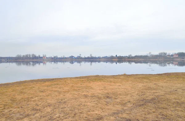 Vue sur la rivière Neva . — Photo