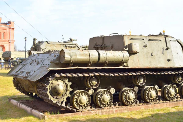 Muestra de cañón autopropulsado SU-100 de 100 mm en 1944 . — Foto de Stock