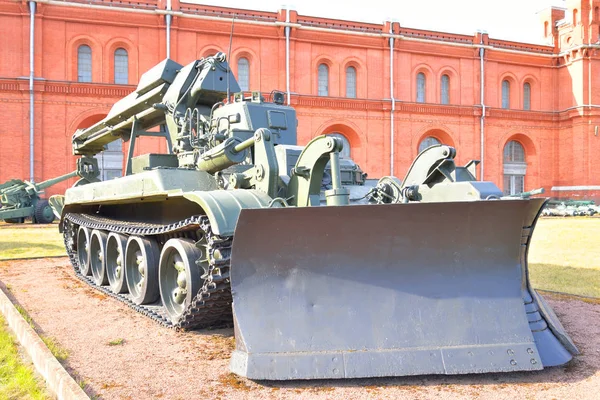 Opgraving machine in militair Historisch Museum. — Stockfoto