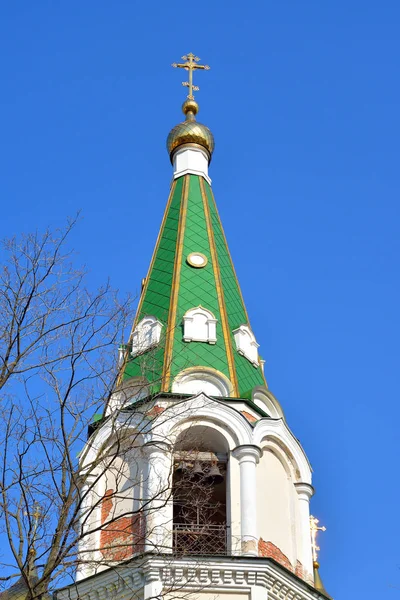 Belfry of Klasztor Nowodziewiczy zmartwychwstania. — Zdjęcie stockowe