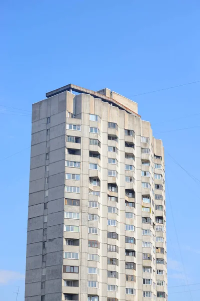 Modern residential building. — Stock Photo, Image