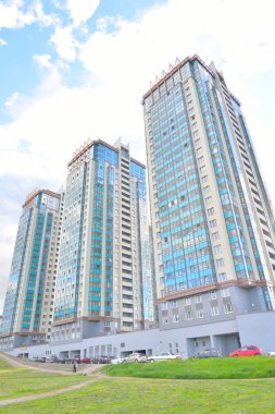 Karmaşık Rechnoy konut gökdelenler.