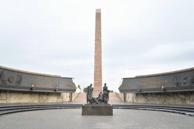 leningrad kahramanca savunucuları için anıt.