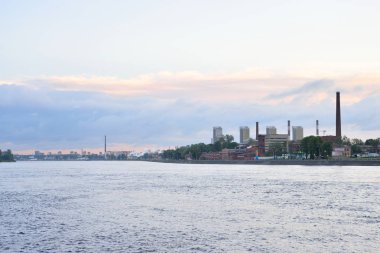 Şafaktan önce Ekim dolgu.