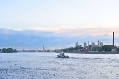 Şafaktan önce Ekim dolgu.