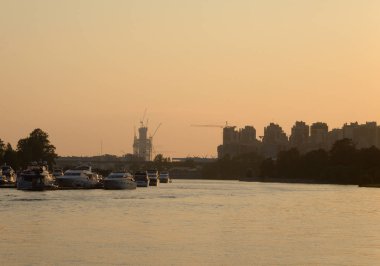 Neva Nehri manzaralı, St. Petersburg..