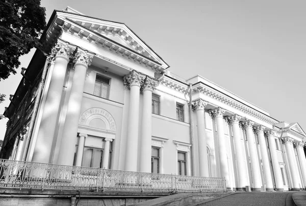 Yelagin palác v Petrohradu. — Stock fotografie