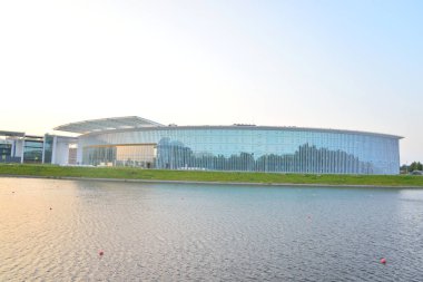 St.Petersburg boğa adada modern bina.