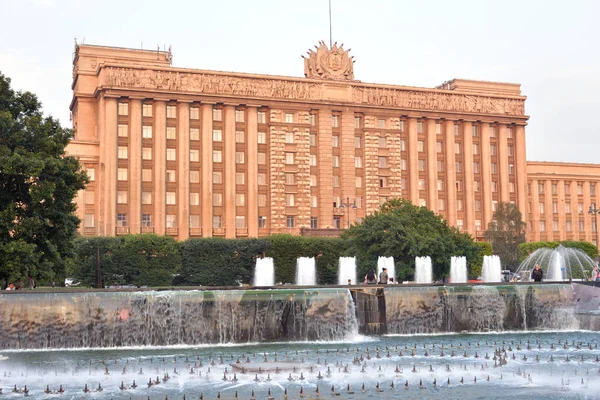 Huis van de Sovjets in Sint-Petersburg. — Stockfoto