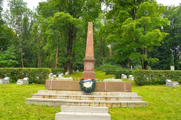 Soldatenfriedhof auf Pulkower Höhen. — Stockfoto