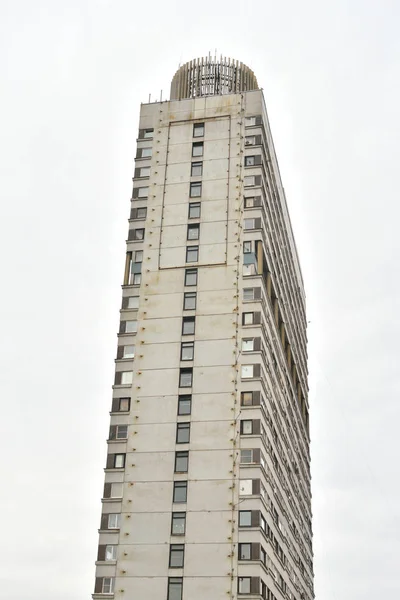 Κατοικημένη ουρανοξύστης στην Αγία Πετρούπολη. — Φωτογραφία Αρχείου