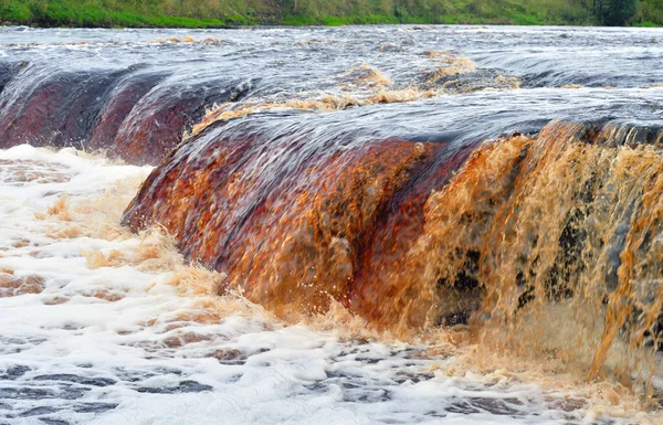 Small waterfall on Tosna River. — Stock Photo, Image