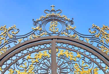 Details of golden gate.