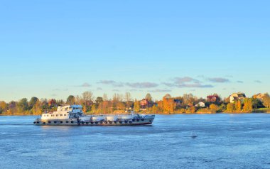 neva Nehri manzarası.