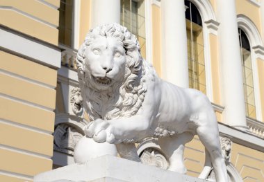 Aslan heykeli, St.Petersburg.