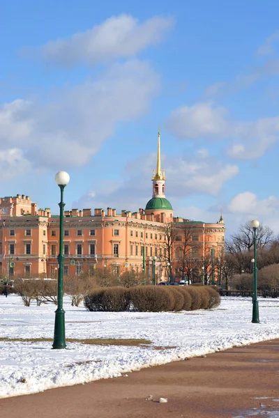 Het Mikhailovski-kasteel. — Stockfoto
