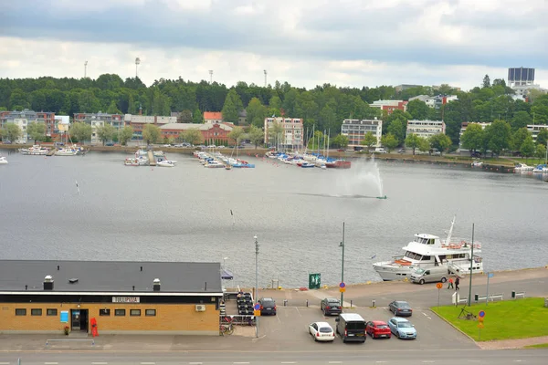 Weergave van het Saimaameer en de stad van Lappeenranta. — Stockfoto