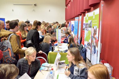 St.Petersburg sergi Yükseköğretim.