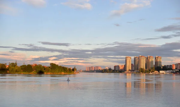 Άποψη του ποταμού Neva, Αγία Πετρούπολη. — Φωτογραφία Αρχείου