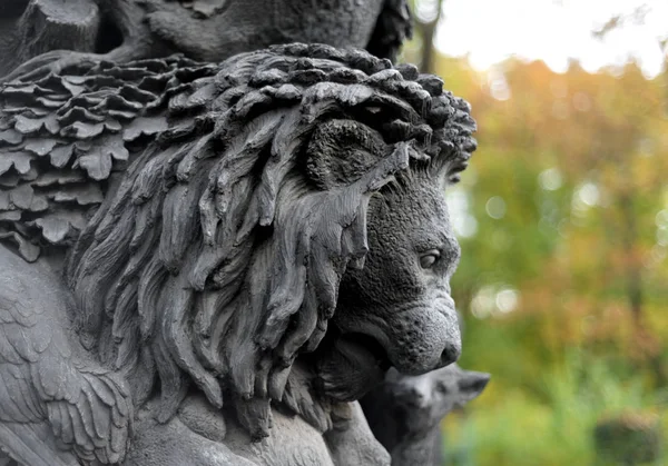 Statue of lion. — Stock Photo, Image