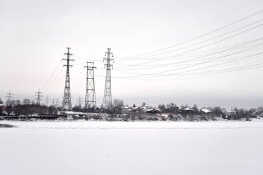 Neva Nehri'nin manzaraya bulut gün.