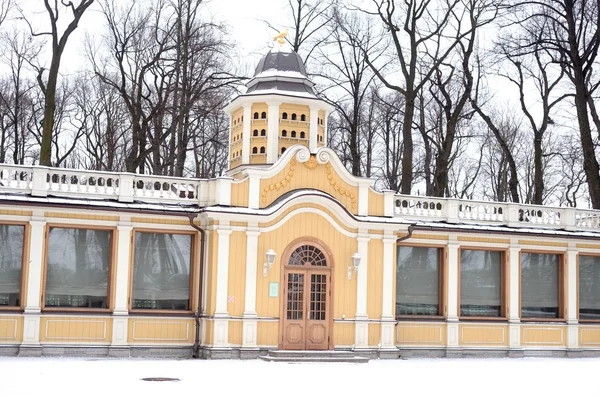Pavilhão Dovecote em São Petersburgo . — Fotografia de Stock