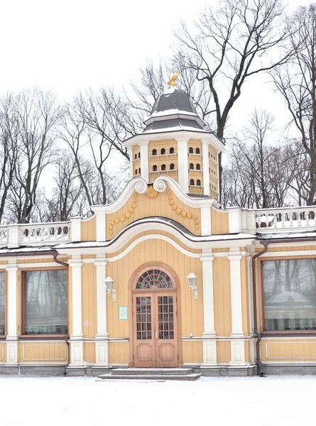 St.Petersburg Pavilion Dovecote. — Stok fotoğraf
