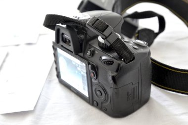 Nikon d3100 fotoğraf makinesi.