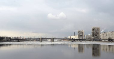 Neva Nehri manzaralı, St. Petersburg..