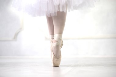 Balerin dans, portre.