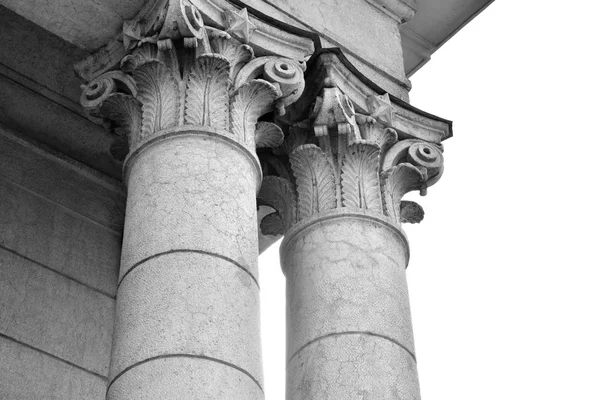 Los capiteles de las columnas . — Foto de Stock