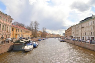 Nehir Moika görünümünü.