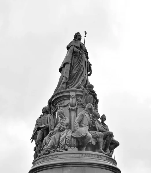 Monument till Katarina ii. — Stockfoto