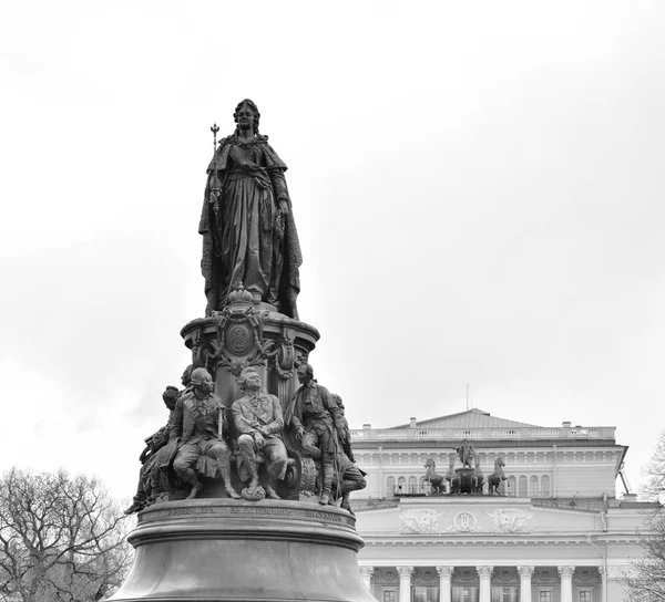 Monument to Catherine II. — Stock Photo, Image