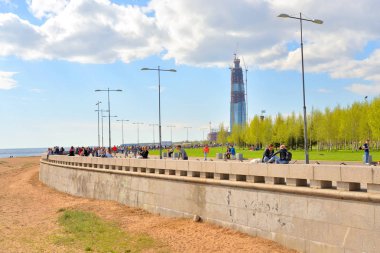 St.Petersburg 300 yıldönümü parkta görünümünü.