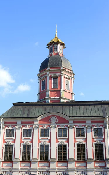 Kyrkan av bebådelsen Alexander Nevsky Lavra. — Stockfoto