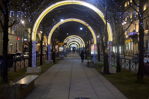 Bolshaya Konyushennaya street at night. — Stock Photo, Image