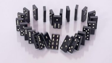Yok ve yeniden Domino kalp