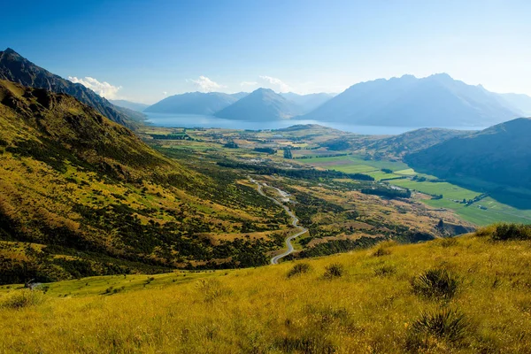 Góry i doliny z Nowej Zelandii — Zdjęcie stockowe