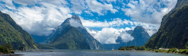 Milford sound, Nuova Zelanda — Foto Stock